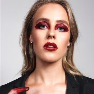 Meet your Posher, Dannon